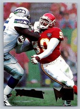 1995 Fleer Metal Neil Smith #95 Kansas City Chiefs Football Card