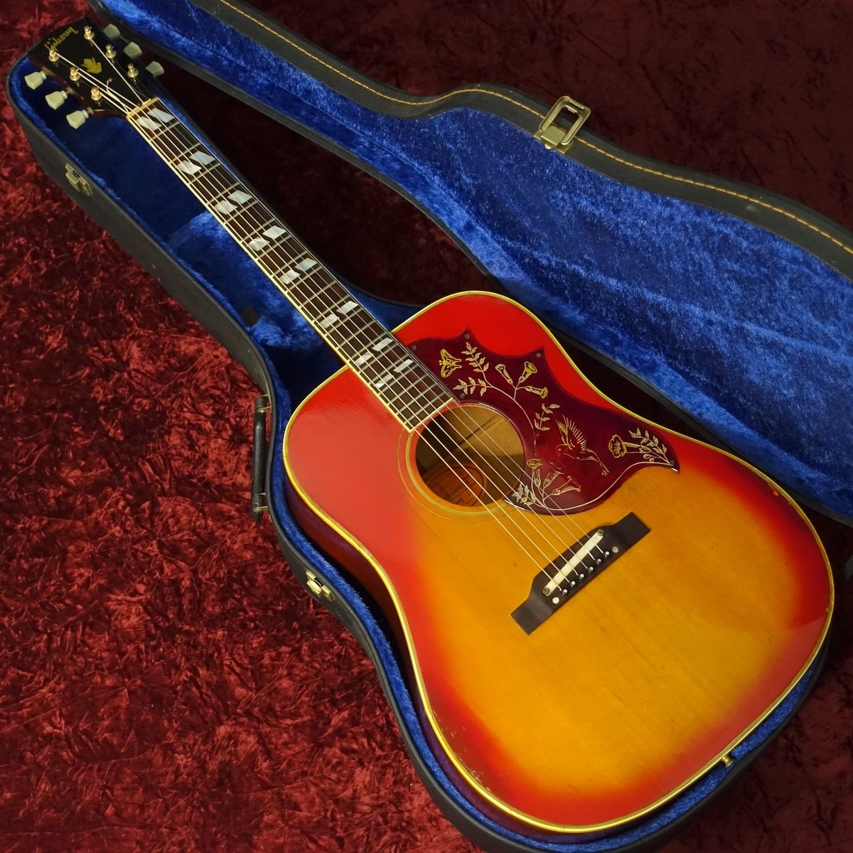 Gibson Hummingbird Cherry Sunburst Used Acoustic Guitar