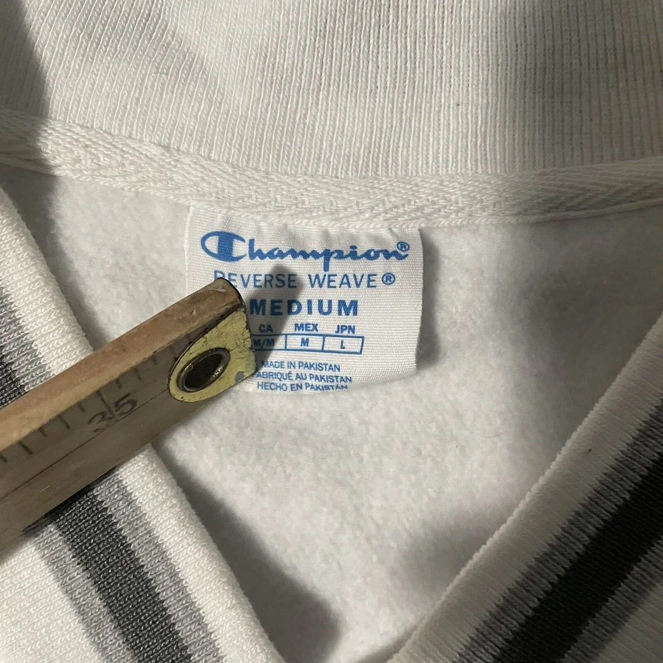 Sudadera corta Champion Reverse Weave The Citadel para mujer M timbre blanco Foto 3 de 4