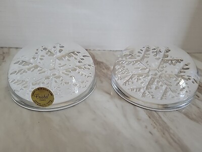 Two Garanti Cristal Snowflake Paperweights Genuine 24% Lead Crystal France