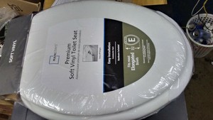 Mainstays Elongated Cushioned Vinyl Soft Toilet Seat | eBay