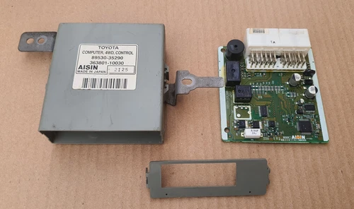 Toyota 4Runner V6 4x4 4WD Transfer Case Control Module 89530-35290 - Picture 11 of 11