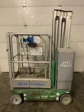 2014 GENIE GR20 20’ ELECTRIC RUNABOUT SCISSOR VERTICAL MAST DRIVABLE MAN LIFT