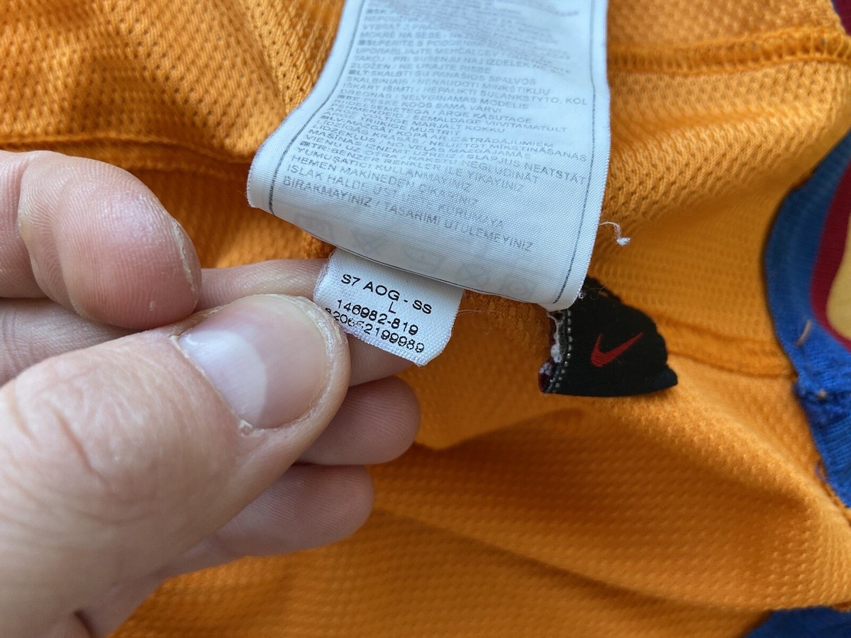 BARCELONA 2006 2008 AWAY FOOTBALL SHIRT SOCCER JERSEY NIKE