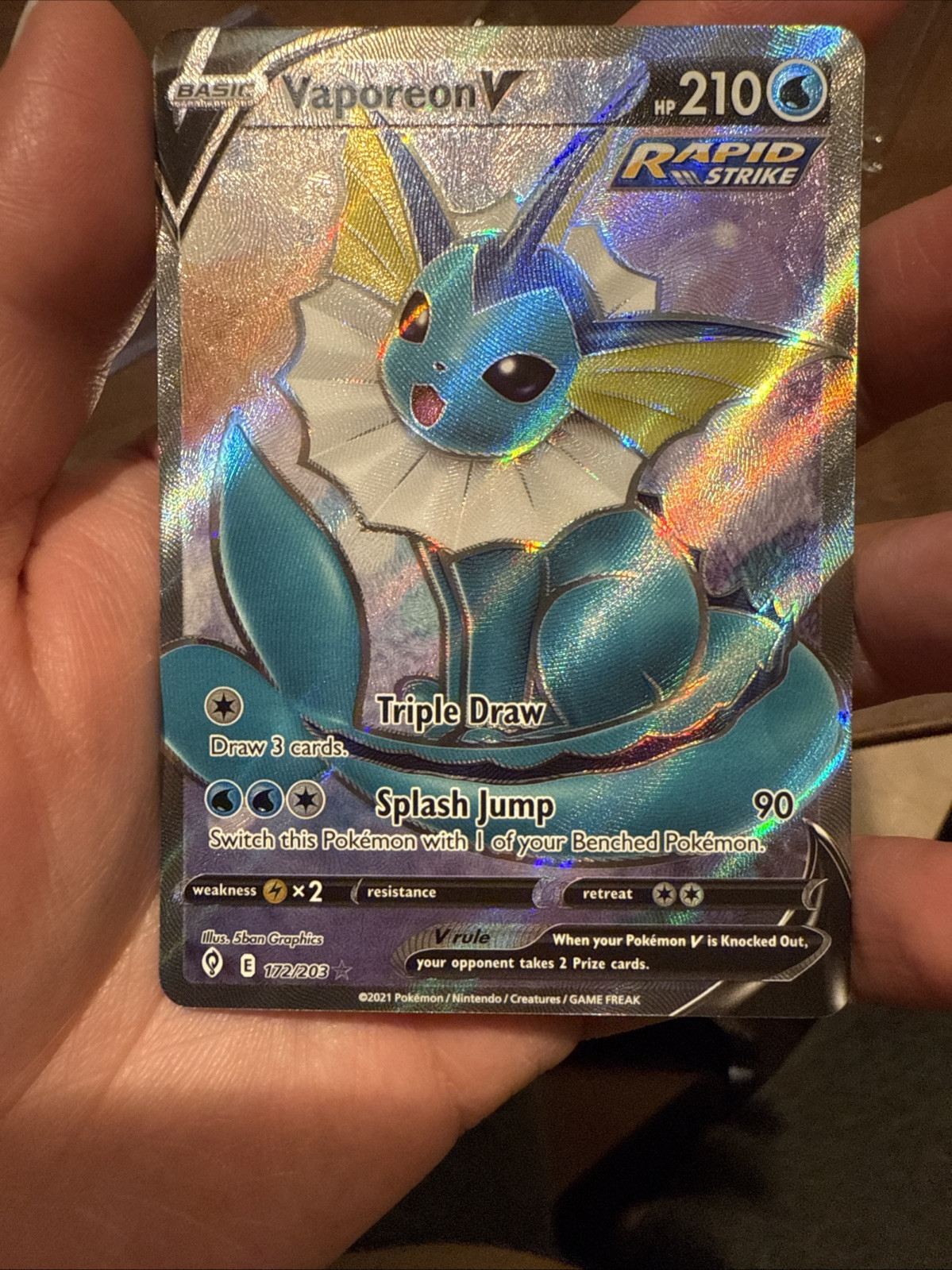 Pokémon TCG Vaporeon V Evolving Skies 172/203 Holo Ultra Rare NM