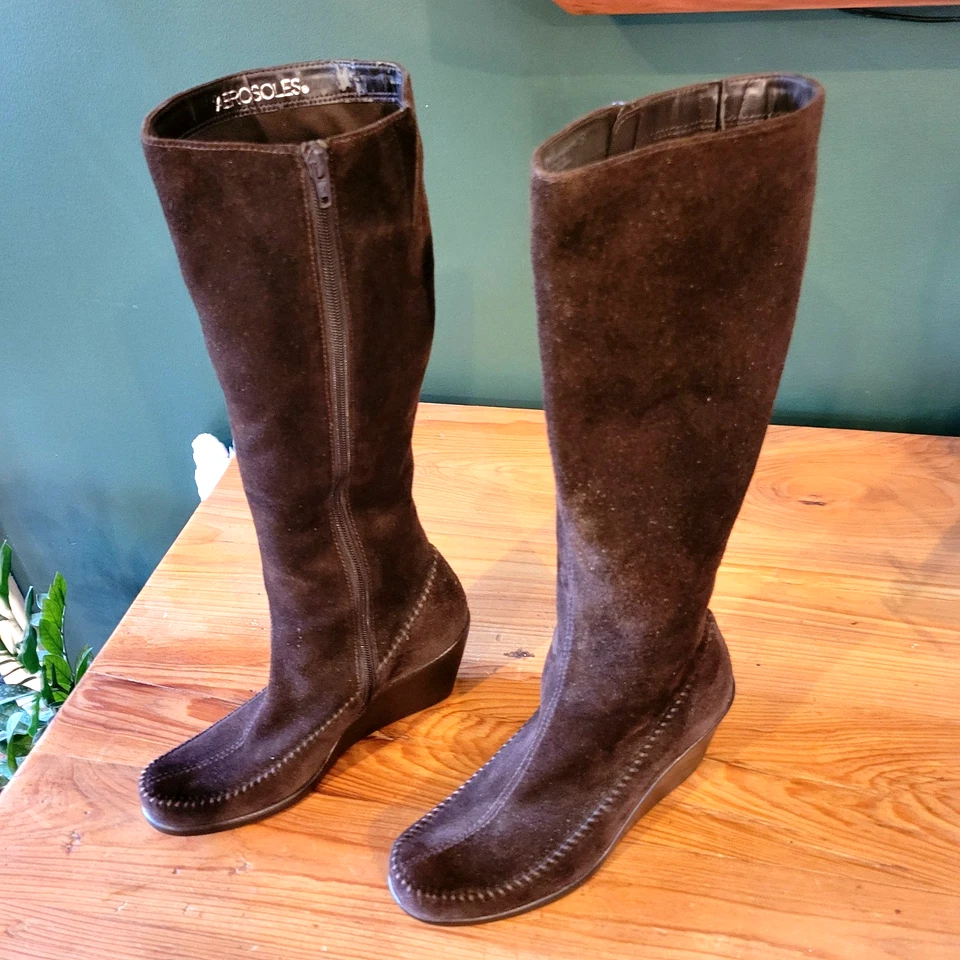 Aerosoles Womens Size 7 Brown Suede 3" Wedge Gather Around Knee Boots Mint - Image 2 of 4