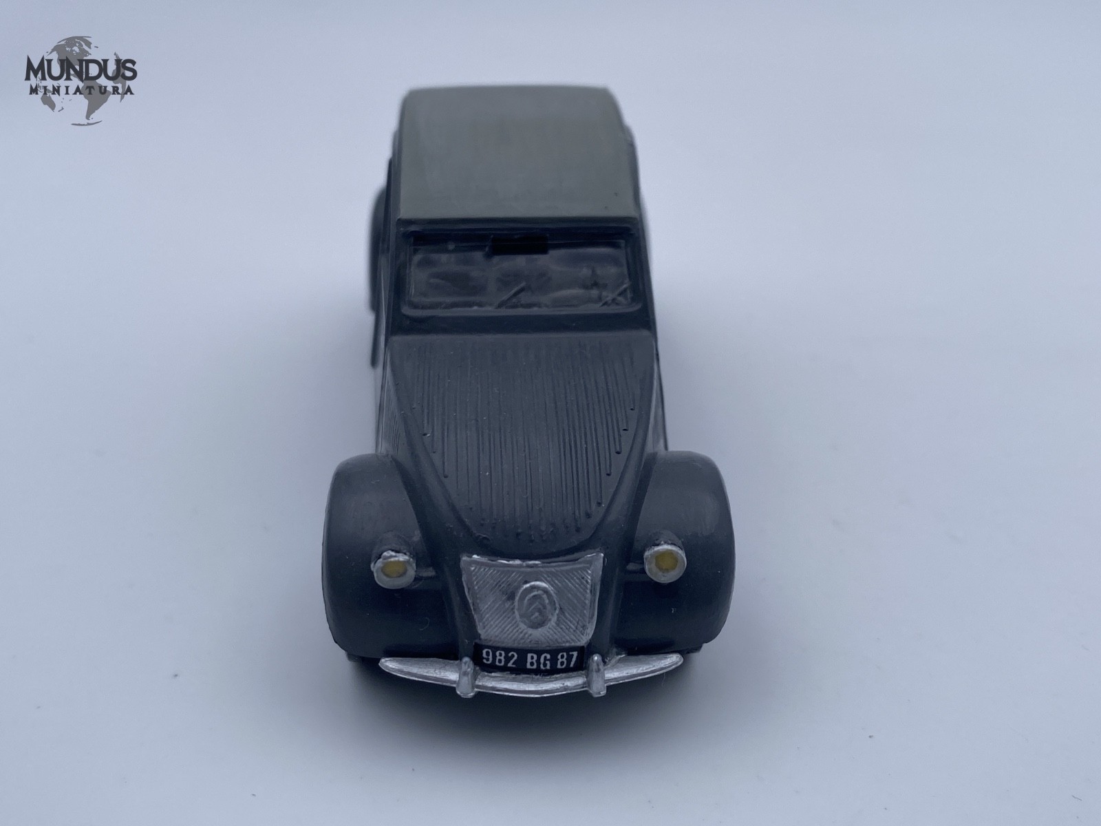 Citroën 2CV Malle Bombée in plastica montata foto 2
