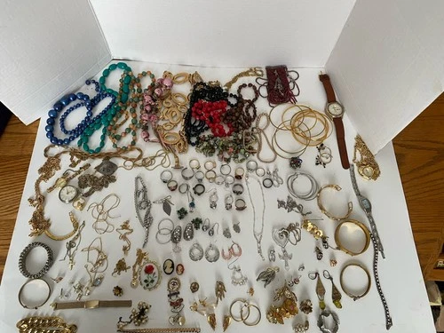 vintage costume jewelry large  Lot 3.3lb