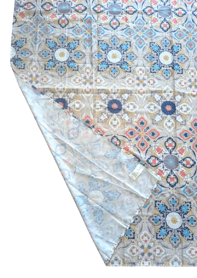 Cortina de Ducha Interdesign, Medallones Boho, Beige Teal Coral Azul Marino Dorado, 72 x 72 Foto 3 de 4