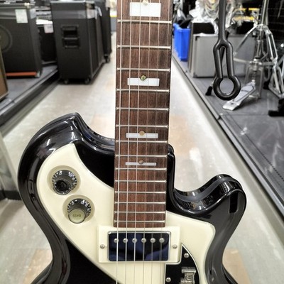 ギター Italia Guitars MONDIAL CLASSIC DISC Italia Mondial Classic Electric Guitar, Black at Gear4music