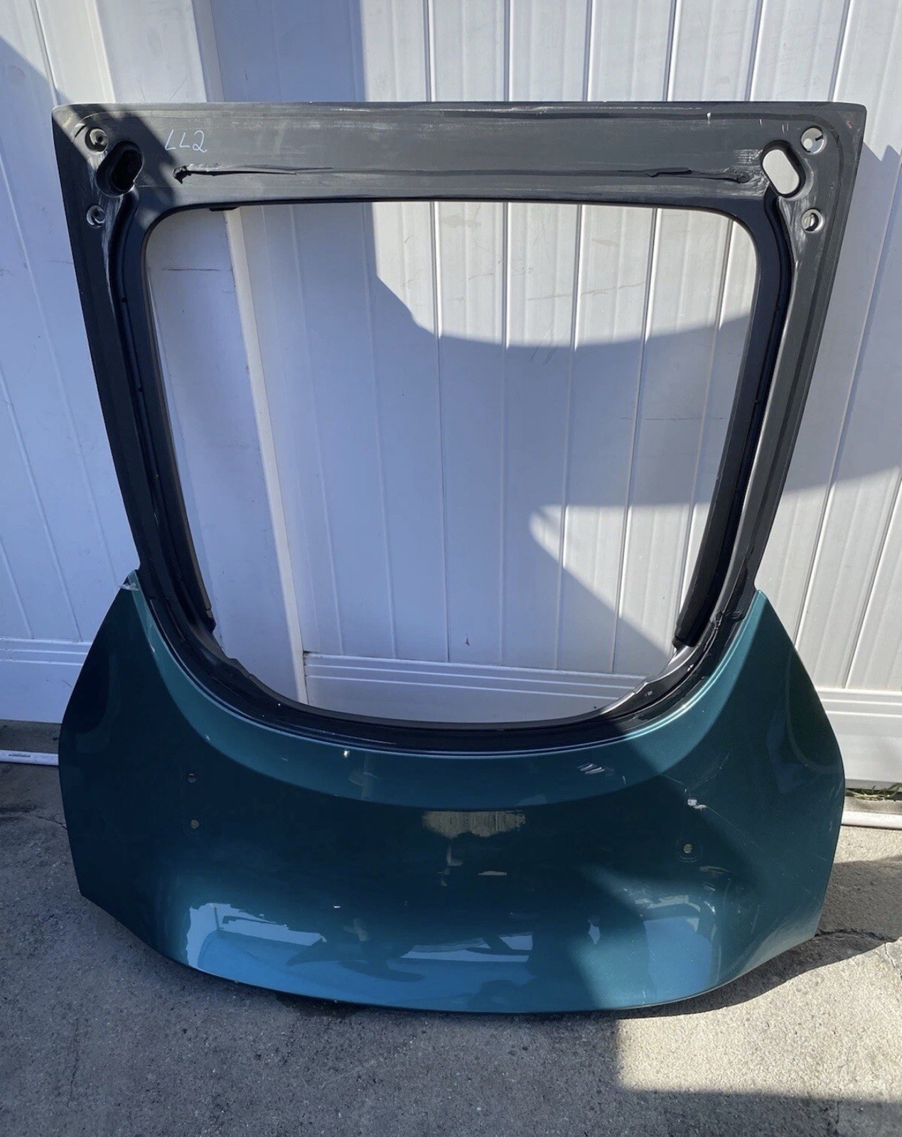 Aston Martin Vantage 2019-2021 REAR Tailgate