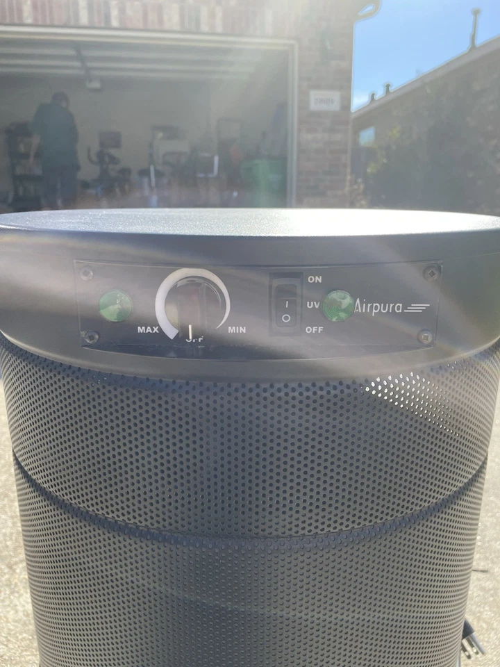 Purificador de aire humo tabaco Airpura T600 DLX negro  Foto 3 de 4