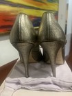 Jimmy Choo Sz 37 Textured Peep Toe Advent  Metallic Pump Platinum/Bronze 4.5 in — photo 5