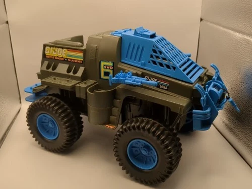 Vintage 1991 Hasbro G. I. JOE Arah Battle Wagon DMA 2-2085  INCOMPLETE For Parts