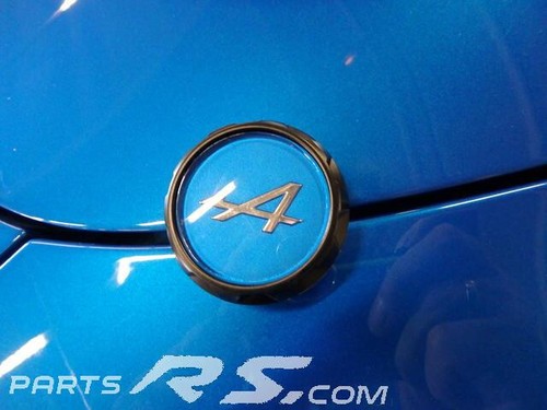 4x New GENUINE ALPINE A110 Caps center wheel Renault Sport MEGANE IV RS 280 300 - Picture 4 of 21