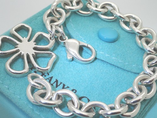 Flower Charm Bracelet 