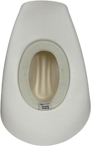 Child Authentic Classic Cattleman Straw Cowboy Hat with Silver Conchos-One size - Picture 5 of 7