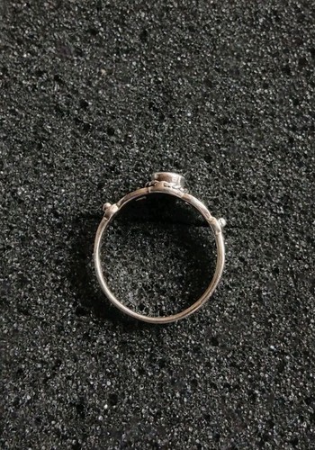 Damen Ring Silberfarbend Modeschmuck Schwarzer Stein No.50 - Bild 2 von 3