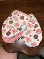 Martha Stewart Oven Mitts