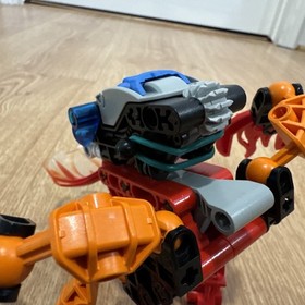 LEGO BIONICLE: #8563 Bohrok Tahnok with Manual