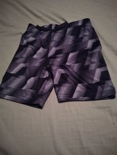 Garanimals shorts boys size 4t multi colors good condition.