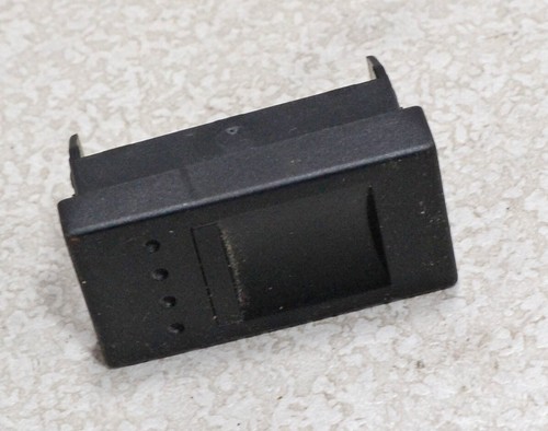 VW Polo 6N2 Bj 00 Blind Stopfen Deckel Blende Abdeckung schalter #66379-B452