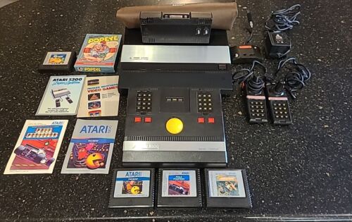 Atari 5200 Console, Power, Switch Box, Track Ball  & Controllers, 5 Games VCS  - Photo 1/9