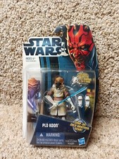 Star Wars Clone Wars 3.75  Figure Plo Koon with Snap-On Cold Weather Gear Hasb