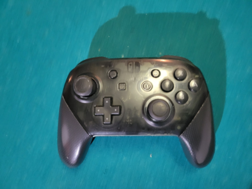 Official / OEM -- Nintendo Switch Black Pro Controller READ - Afbeelding 1 van 5
