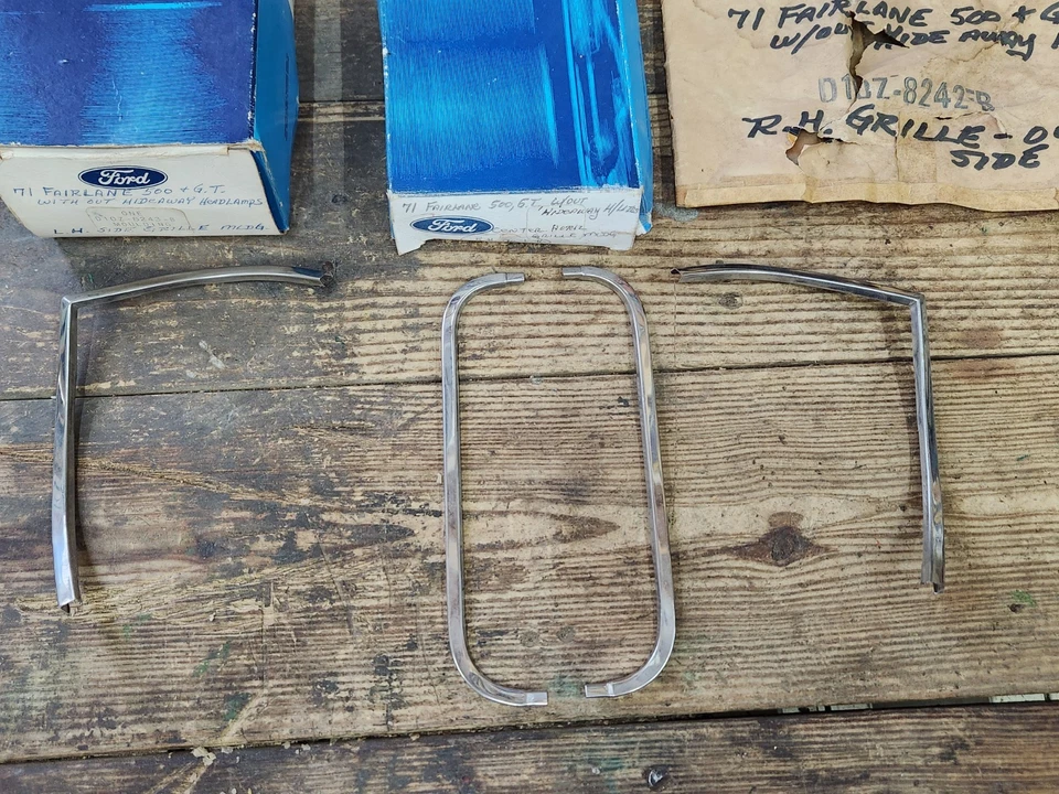 NOS Ford 1971 Torino GT Fairlane 429 Cobra grade molduras surround R&L conjunto de 4 - Imagem 2 de 4