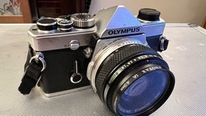 Olympus OM1 SLR Body And Assorted Lenses