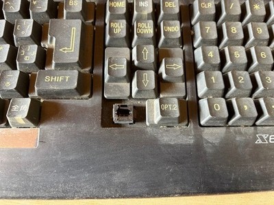 X68000 ACE デスクトップPC ジャンクです Sharp X68000 ACE Vintage Japanese Computer Desktop Junk For Parts