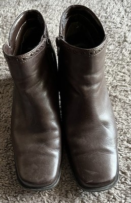 Croft & Barrow Woman Brown Leather Zip Up Ankle Boots 1.5'' Heels Pump Block 7M