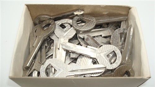 (50) NOS OEM Original Hurd Key Blanks With "H" Stamping Fit 1958 - 1966 Ford - Picture 3 of 4