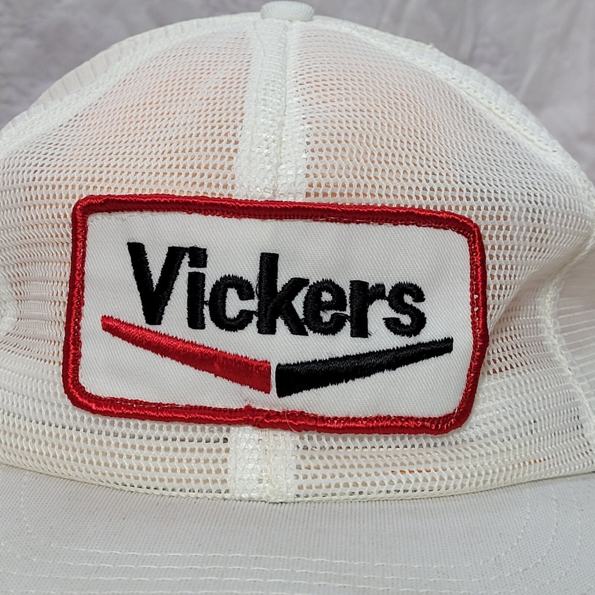 Vintage Vickers Patch Trucker hat Snapback Baseball Cap USA made