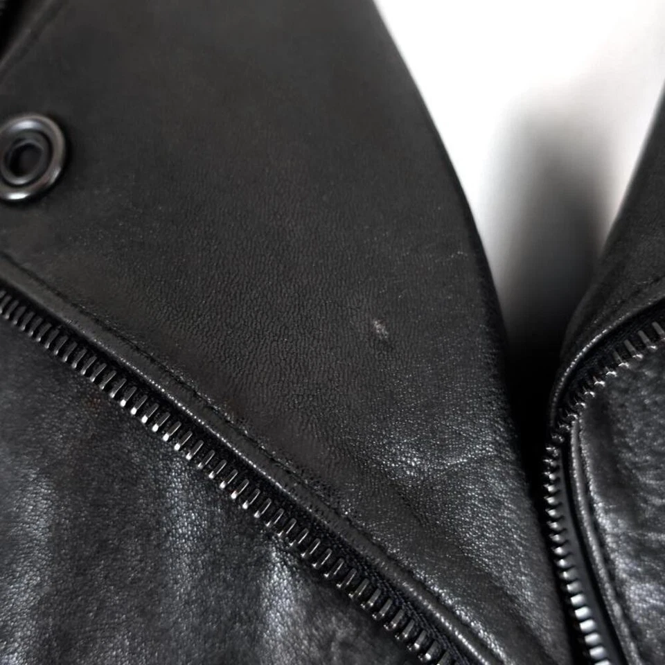 Jaqueta de Moto Marca J Marie Preta Couro Acolchoado Tamanho Pequeno Jaqueta de Motociclista - Imagem 3 de 4