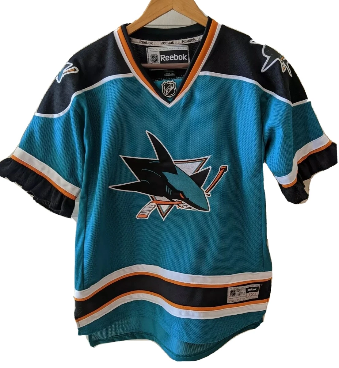 Reebok San Jose Sharks NHL Hockey Jersey Youth Large XLarge with ruffled sleeves