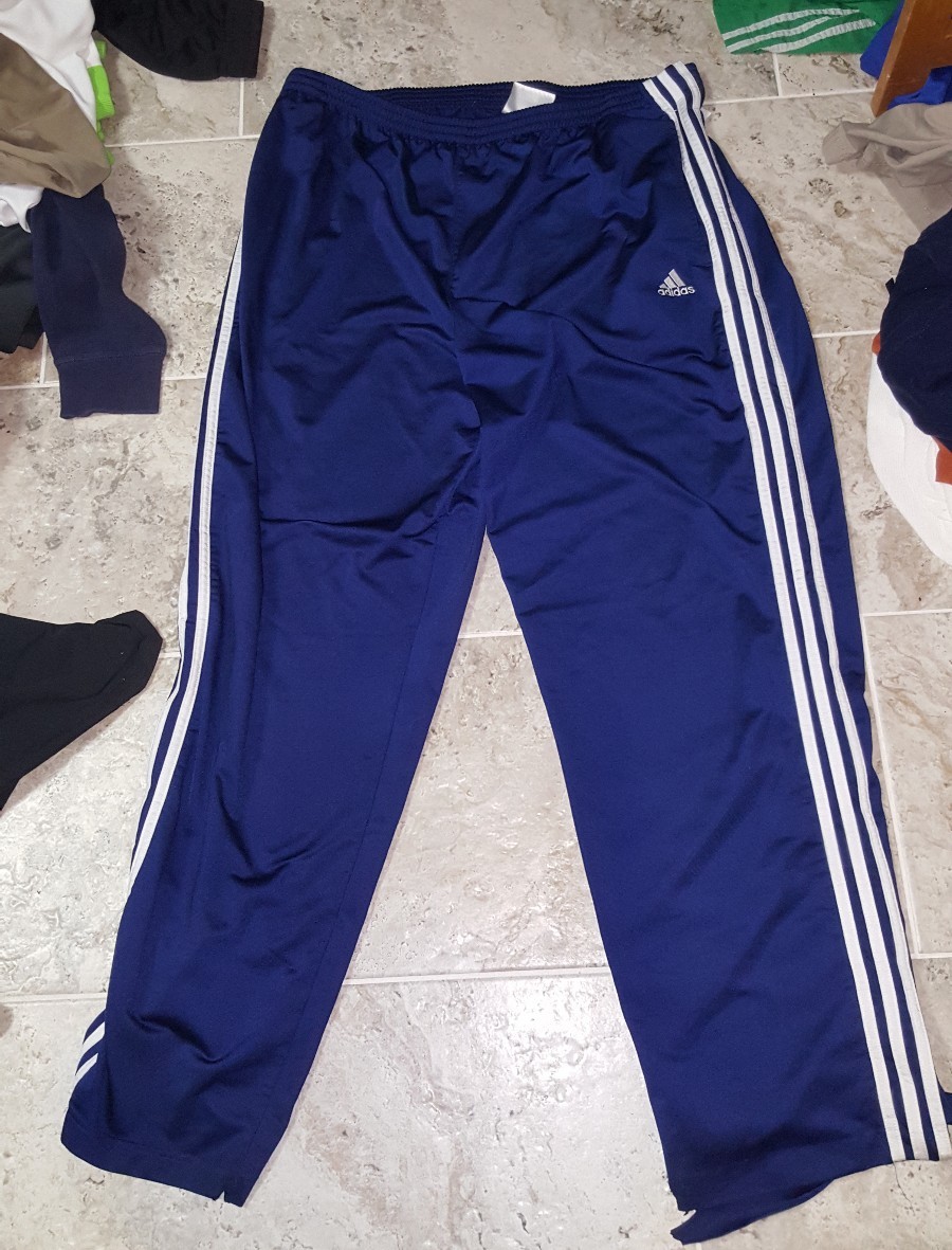 VINTAGE 2002 ADIDAS SIDE BUTTON SWEATPANTS MEN'S SIZE LARGE GREAT