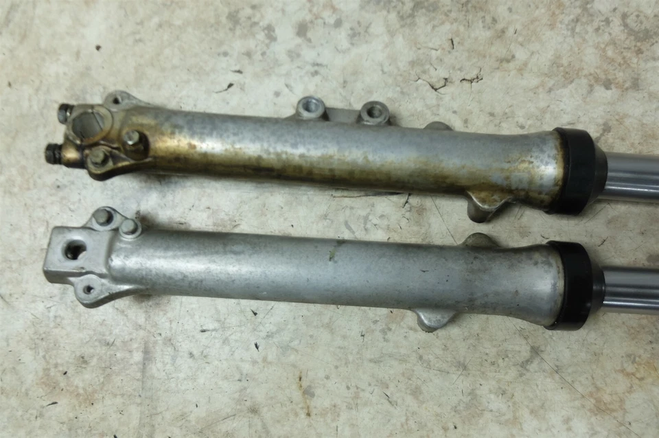  75 川崎 KZ 400 KZ400 前叉叉管减震右左 — 第 2/4 张图片