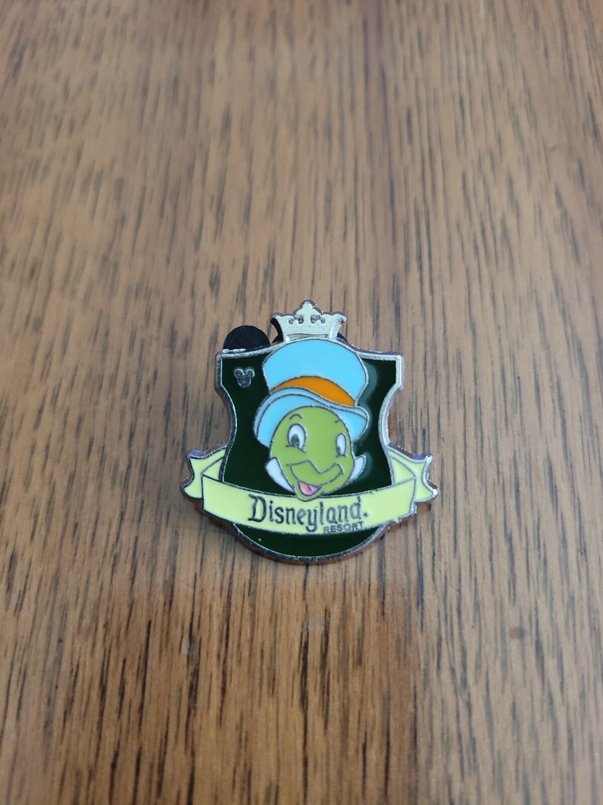 Disneyland Resort Pin - 2012 Hidden Mickey - Wave a Crest - Jiminy Cricket