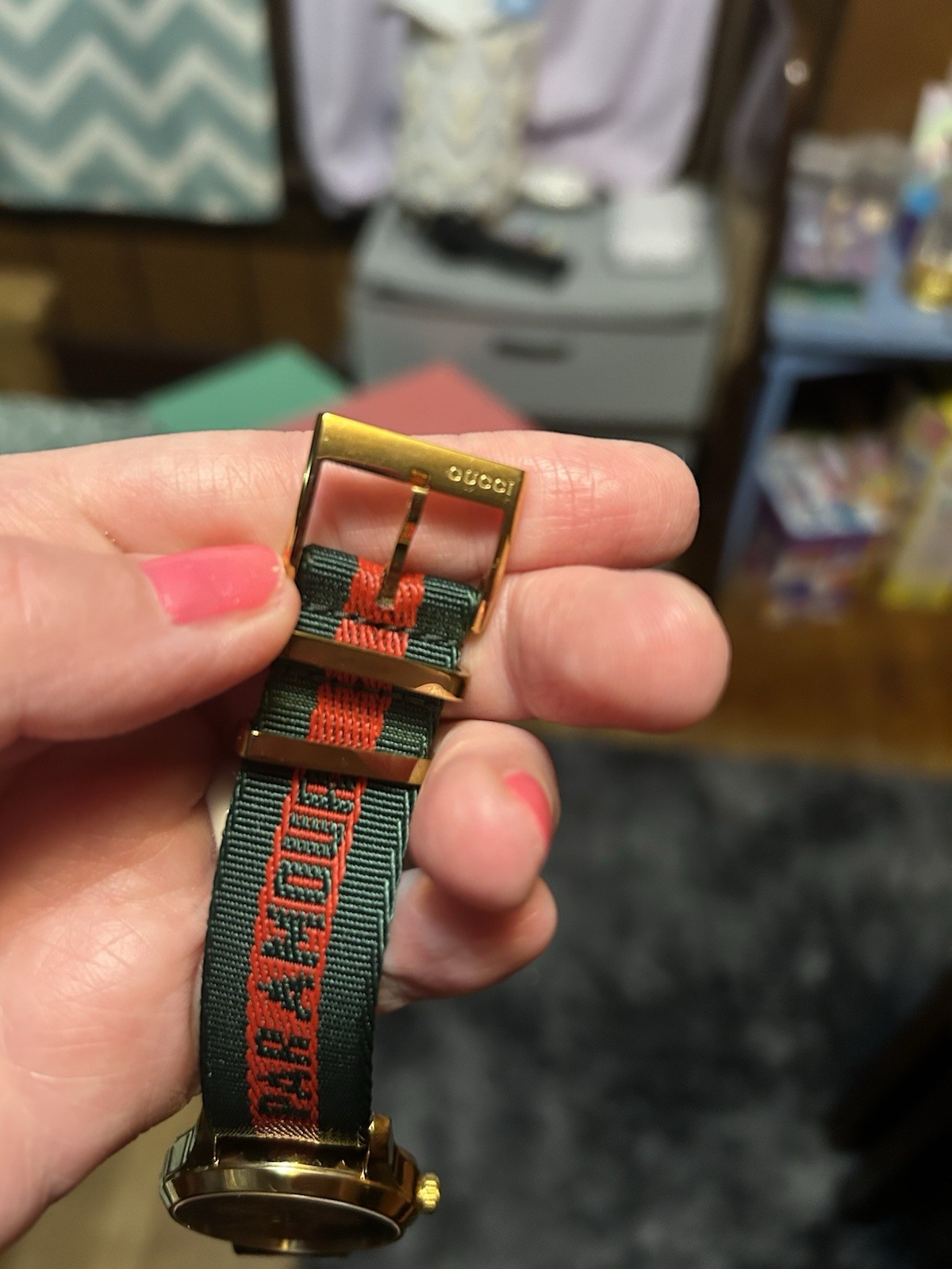 authentic Gucci watch-adjustable - image 5