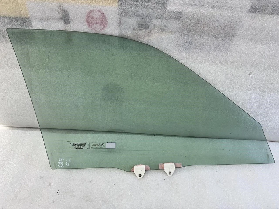 Acura RL 2000 lado izquierdo del conductor puerta delantera ventana de cristal Foto 2 de 4