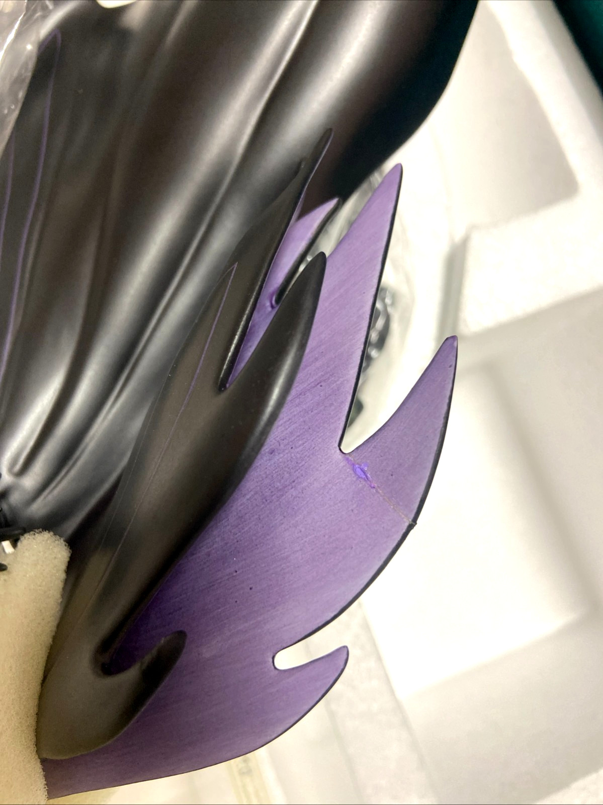 WALT DISNEY CLASSIC COLLECTION- MALEFICENT- 'MISTRESS OF ALL EVIL'- Pleas read