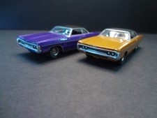 Auto World 1971 Plymouth Fury III bundle Violet  yellow - Loose 1:64