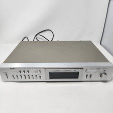 Vintage Akai FM/AM Stereo Digital Synthesizer Tuner Model AT-V04 Powers On