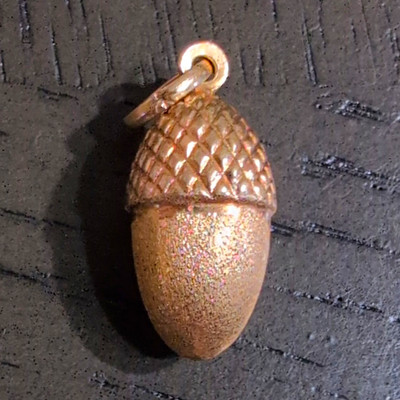 18K massiv Gold Eichel Anhänger Charm 750 Vicenza Italien Punze 2,3g