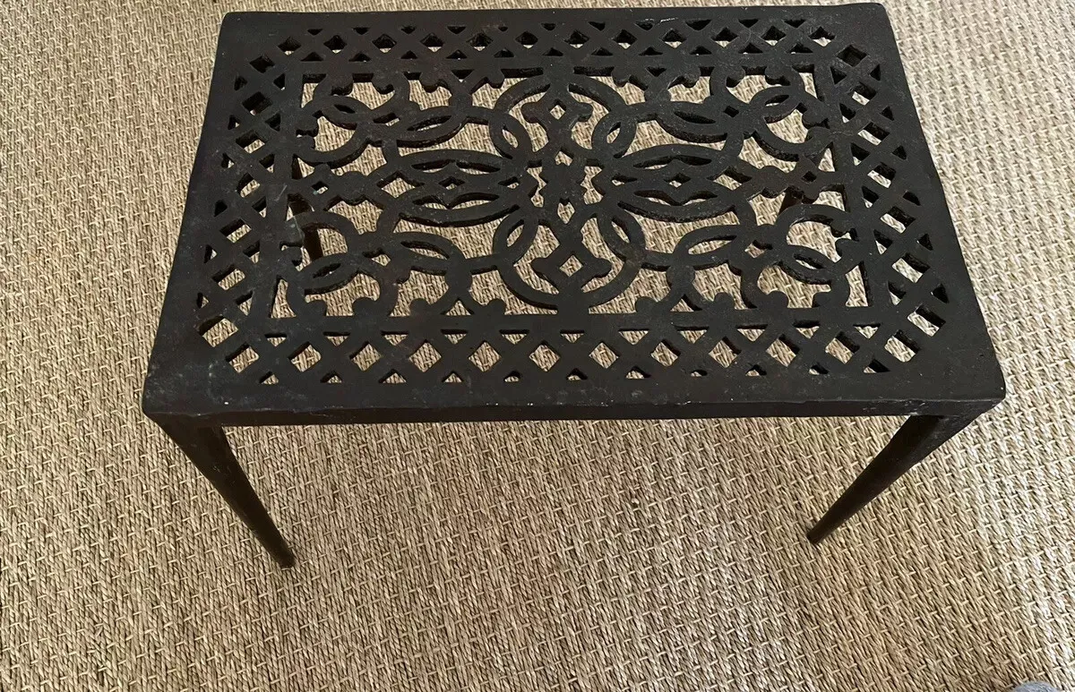 ANTIQUE CAST IRON Grate footed Victoria Era Step Stool Foot Rest Rare