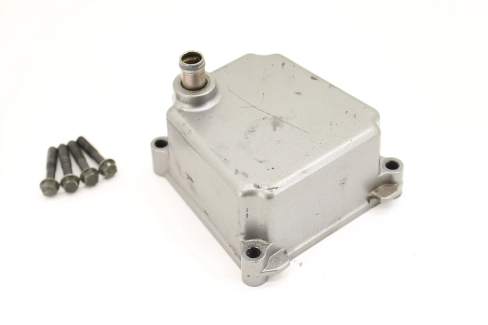 Suzuki GSXR1000 2006 cárter del motor cubierta respirador 11370-35F00 Foto 2 de 4