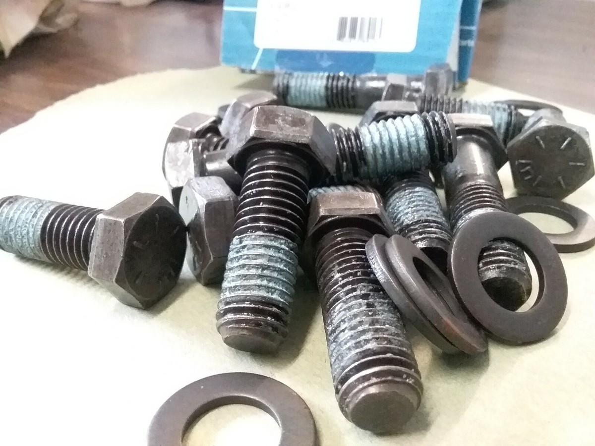 Paccar Carrier to Housing Fasteners Kit C74-6062 | eBay