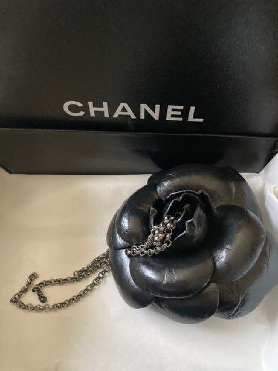 Used Very Rare !! CHANEL Brooch Leather Camellia Black Chain  display picture 2